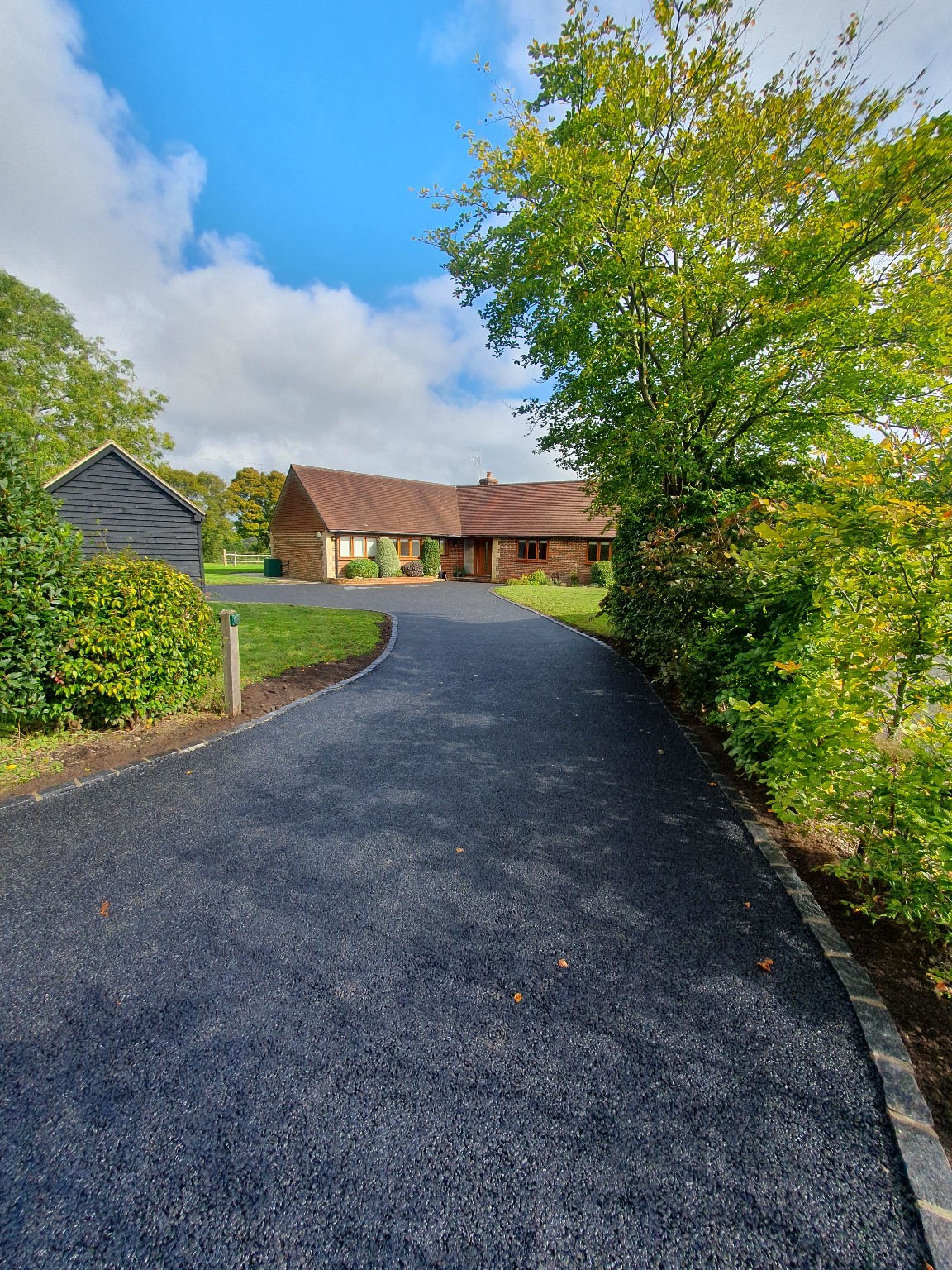 Completed tarmac driveway and access in East Sussex
